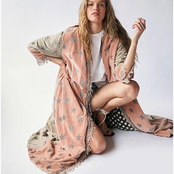 ISO Magnolia Pearl Free People Star duster. Do not purchase. - Picture 1 of 1